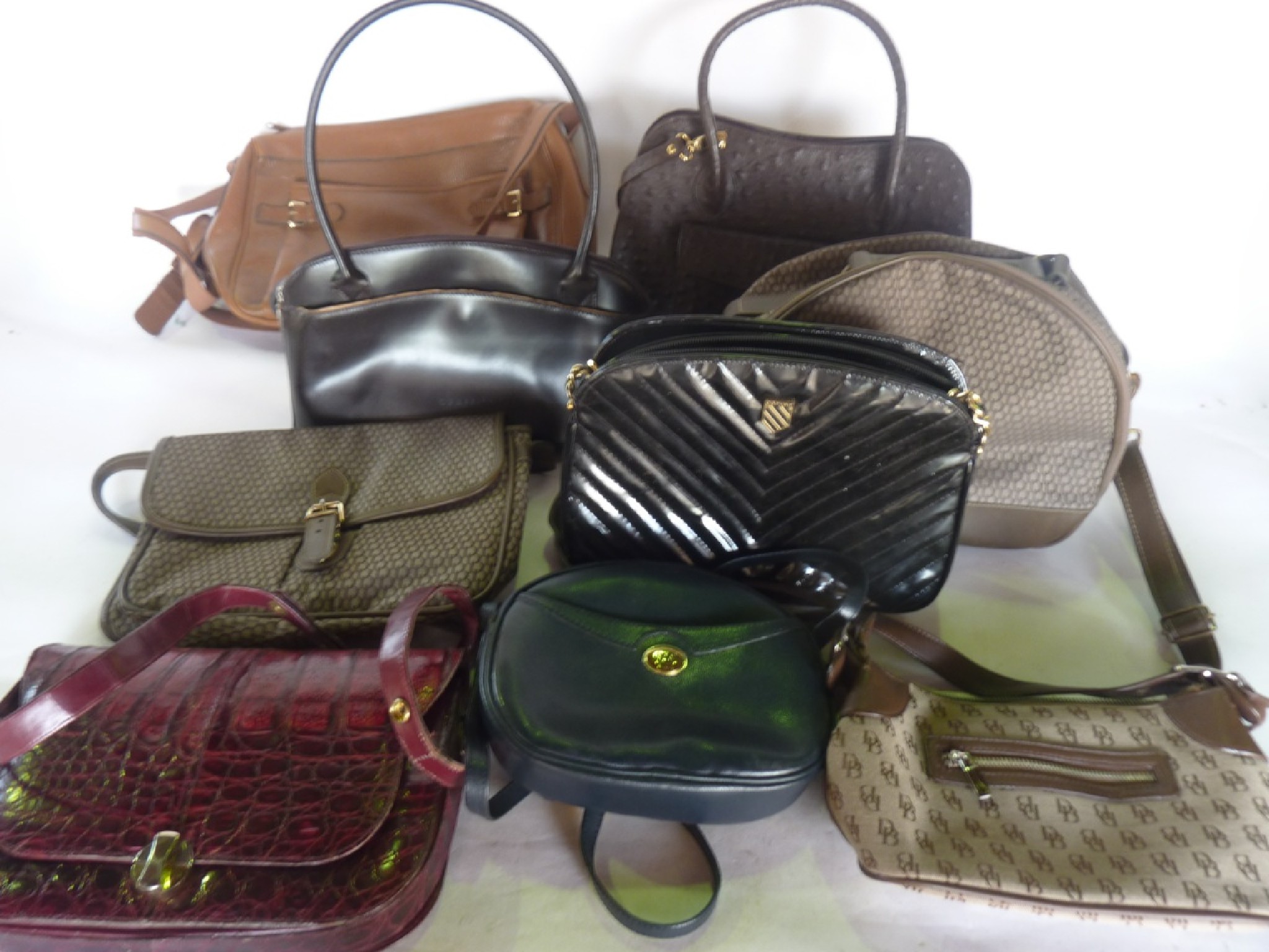 Appraisal: A collection of th century ladies handbags to include examples