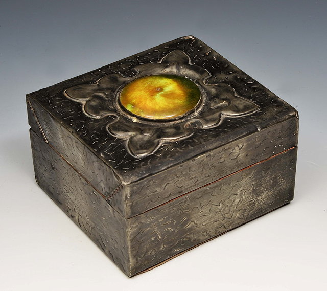 Appraisal: An Arts and Crafts pewter box with stylised leaf design