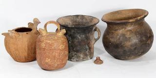 Appraisal: lot of Three Pre-Columbian pots the loop handled vessel from