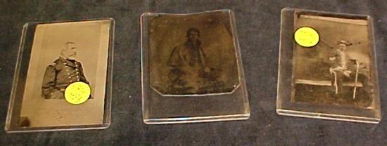 Appraisal: Three Civil War tintypes of military men one a ships