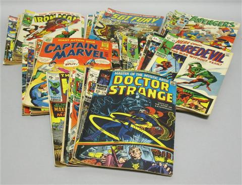 Appraisal: LARGE LOT OF MARVEL AND DC COMIC BOOKS Issues including