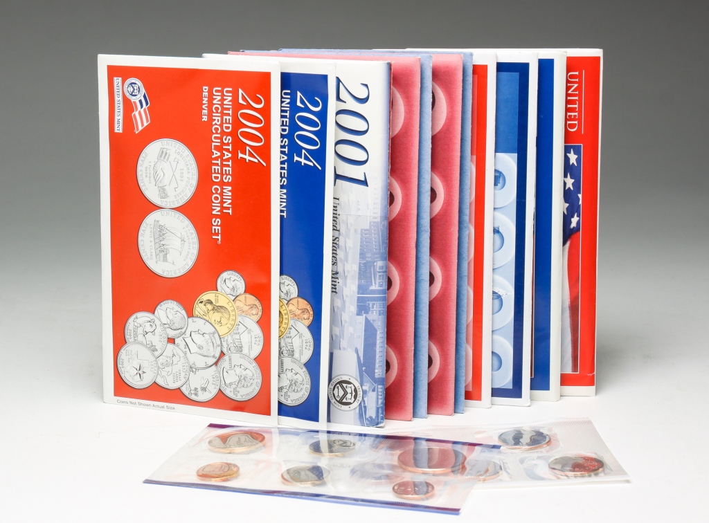 Appraisal: TWELVE U S MINT SETS Twelve mint sets from Philadelphia