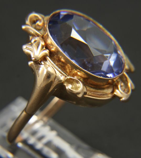 Appraisal: k yellow gold and blue stone ring marked and initials