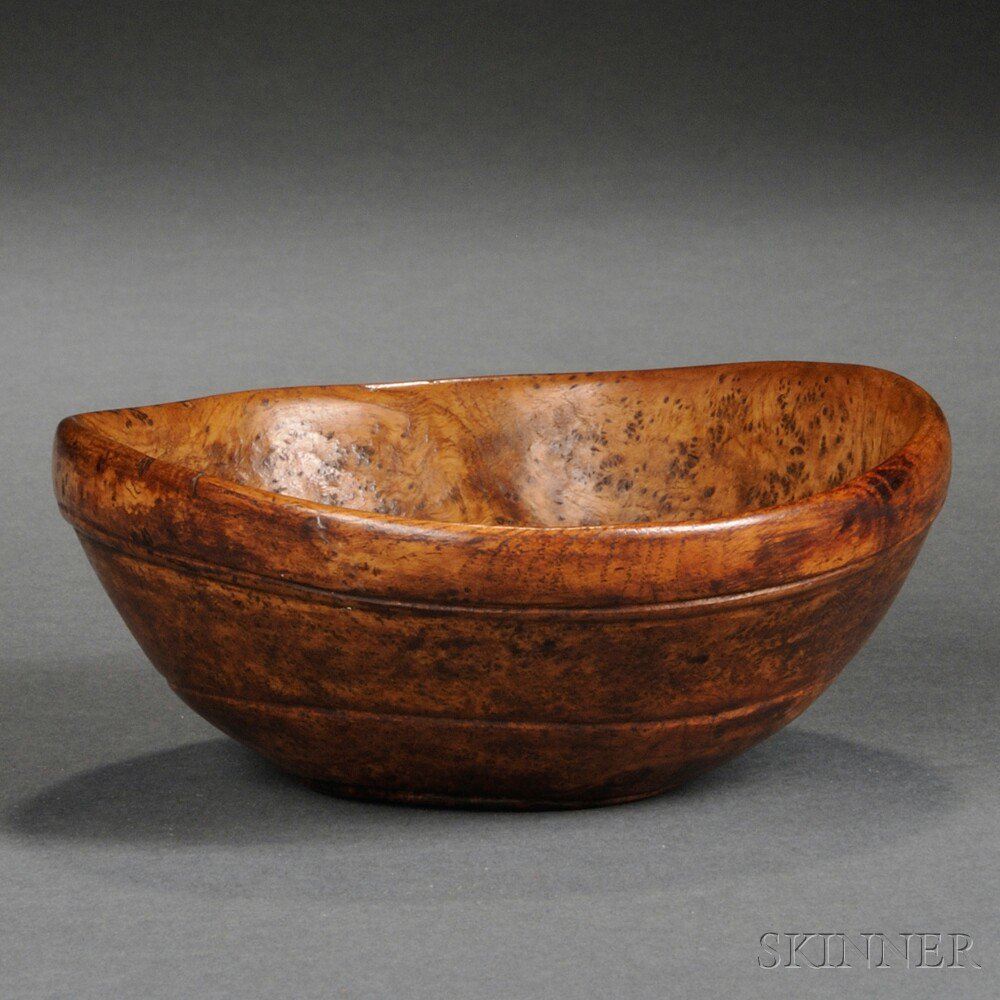 Appraisal: Small Turned Burl Bowl America early th century with turned