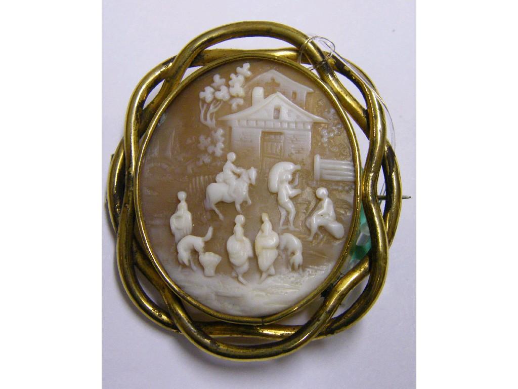 Appraisal: Victorian oval carved cameo in a gilt open scroll mount