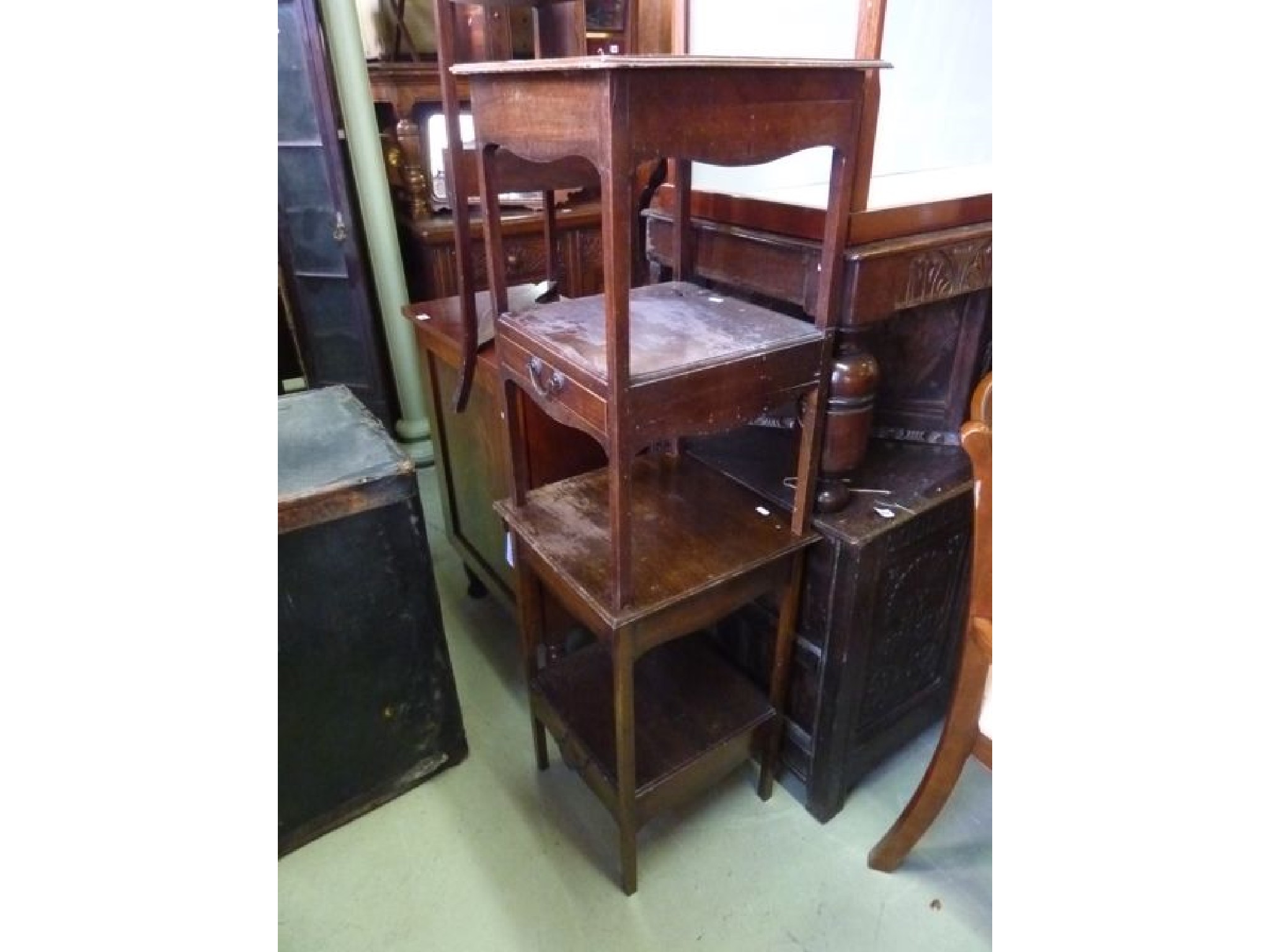 Appraisal: A pair of th century mahogany washstands of square cut