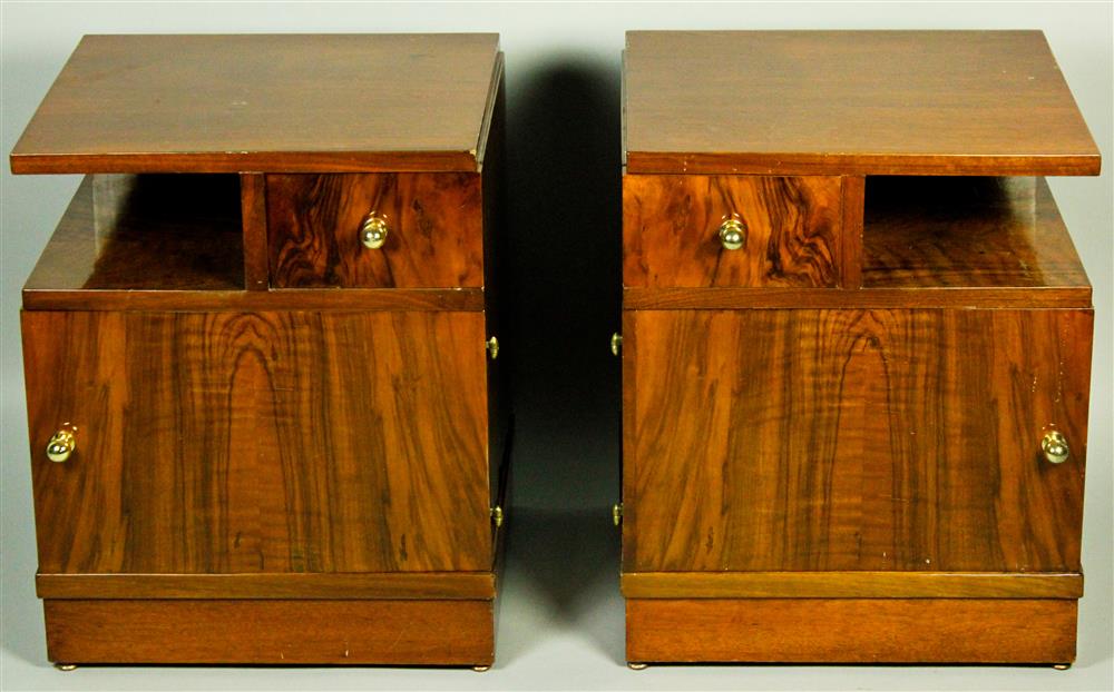 Appraisal: PAIR ART DECO MAHOGANY BEDSIDE TABLES each with a rectangular