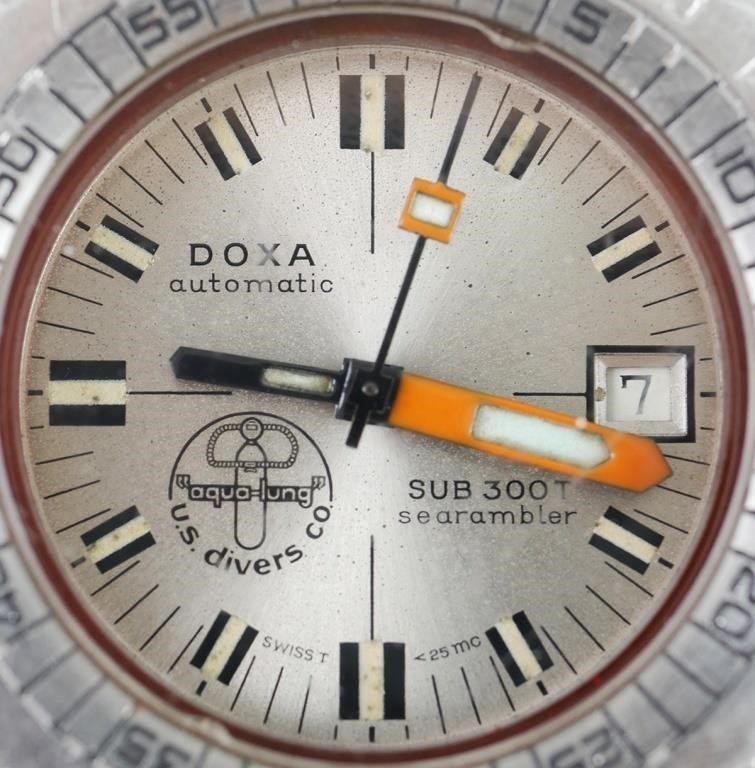 Appraisal: Vintage automatic wristwatch diver a Sub T by Doxa Back