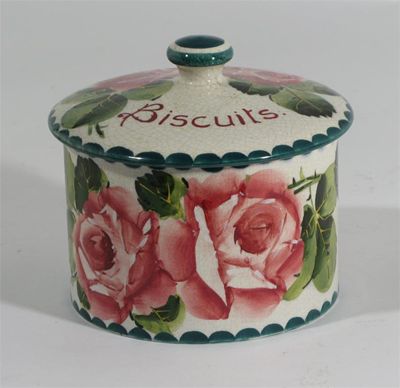 Appraisal: Cabbage Rose' a Wemyss Biscuit box and cover circular section