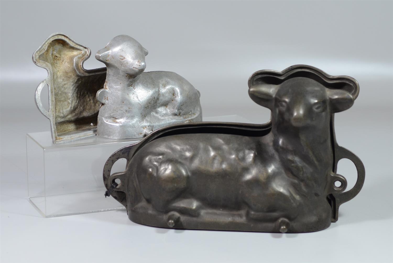 Appraisal: Two-part lamb cake molds one cast iron l h the