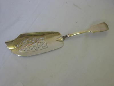 Appraisal: A VICTORIAN FISH SLICE in Fiddle pattern the blade pierced