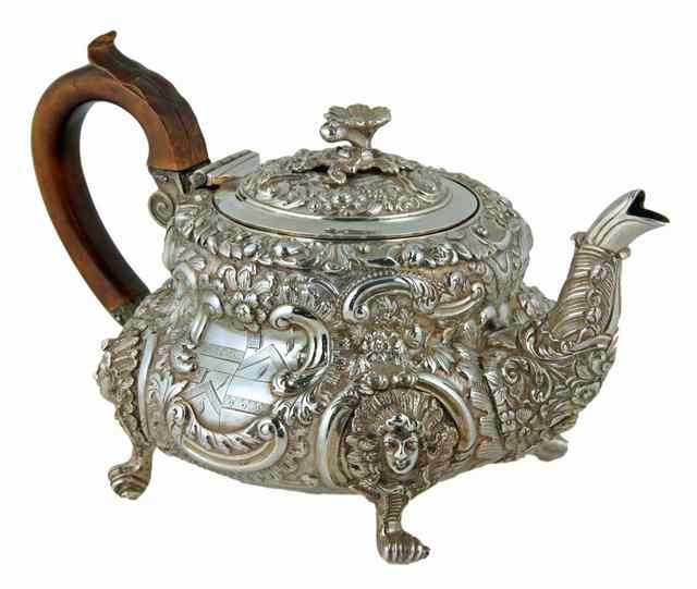 Appraisal: A George IV silver teapot Joseph Craddock William Reid London