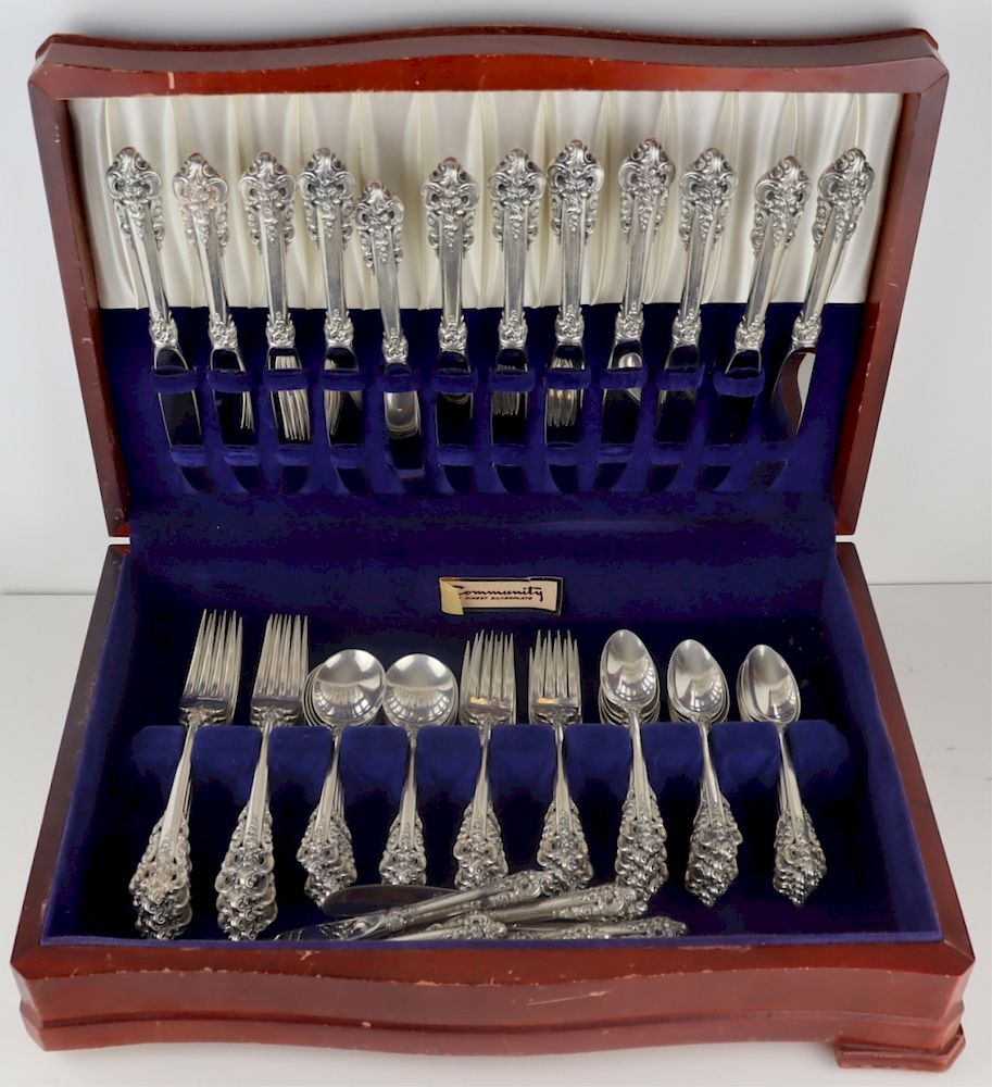 Appraisal: STERLING Pc Wallace Grand Baroque Flatware Includes knives with stainless