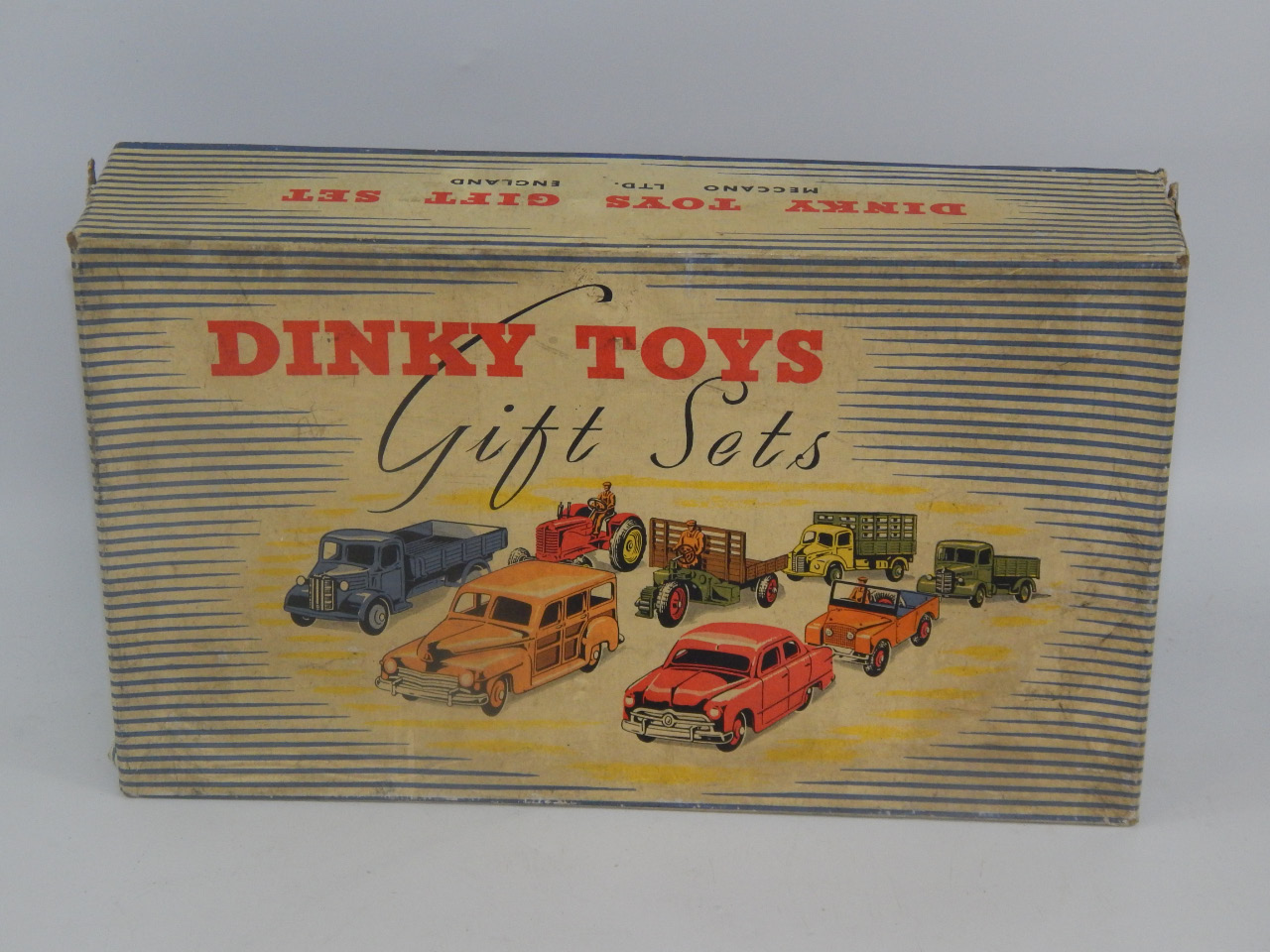 Appraisal: A Dinky toys gift set no Passenger cars Standard Vanguard