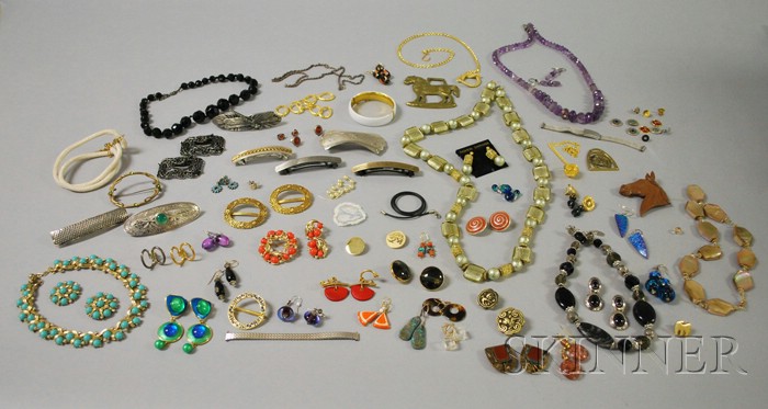 Appraisal: Group of Assorted Costume Jewelry including earrings necklaces brooches and