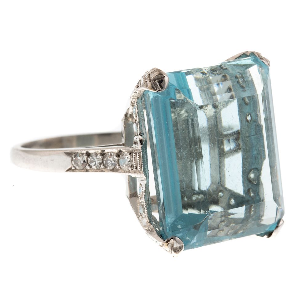 Appraisal: A Ladies Aquamarine Diamond Ring in Platinum Platinum ring featuring