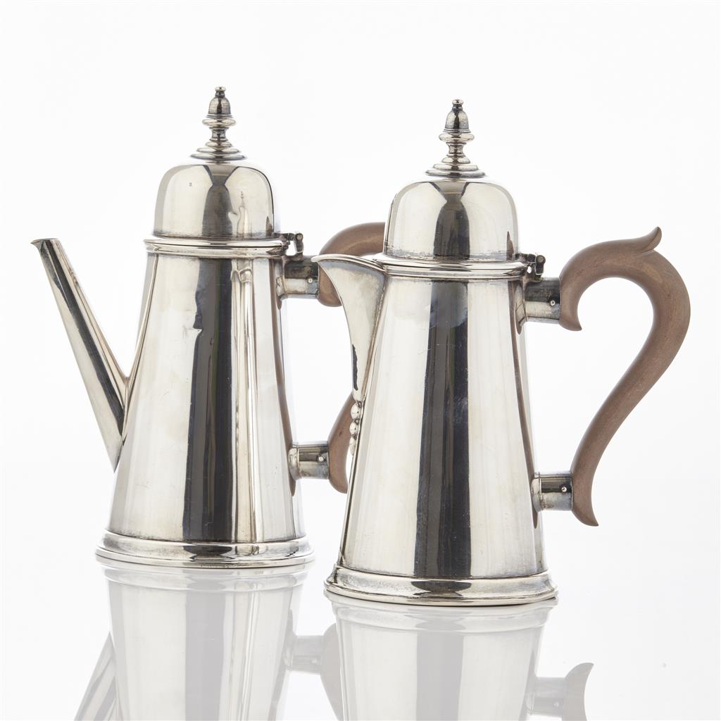 Appraisal: A modern cafe au lait set Birmingham of simple plain