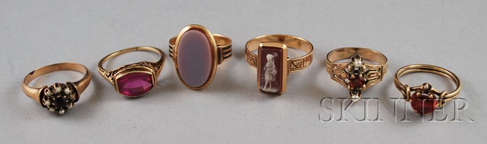 Appraisal: Six Gold Rings including a kt gold and carved cameo