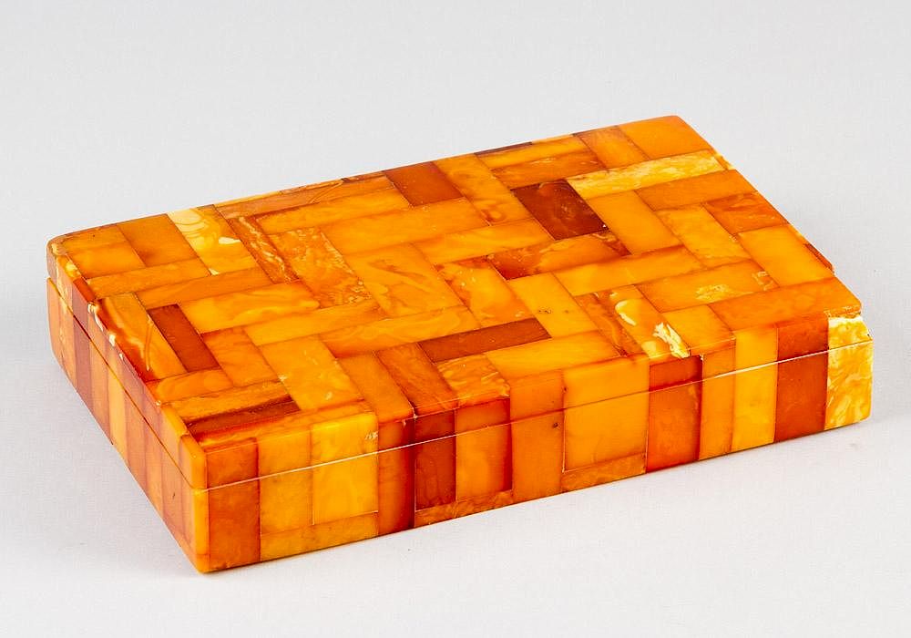 Appraisal: A K nigsberg amber box A K nigsberg amber box