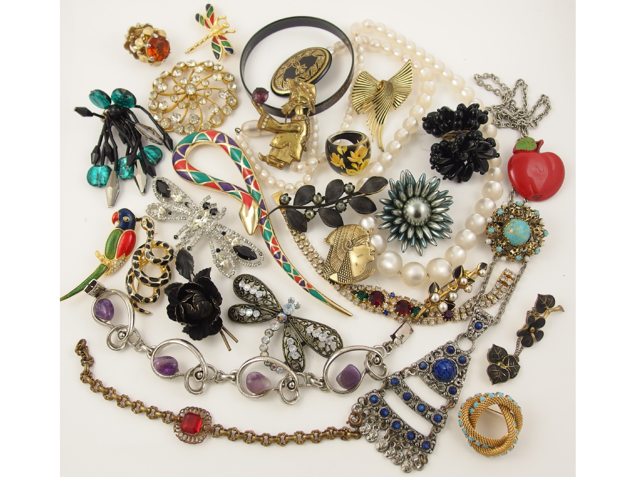 Appraisal: A collection of vintage costume jewellery to include Enamelled Michaela