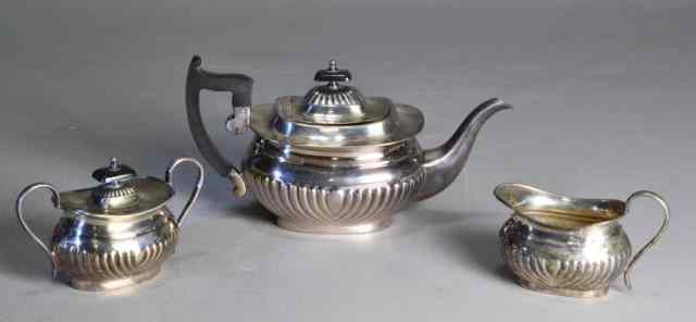 Appraisal: REVERE STYLE SHEFFIELD SILVERPLATED TEA SETVery nice silverplated teaset marked