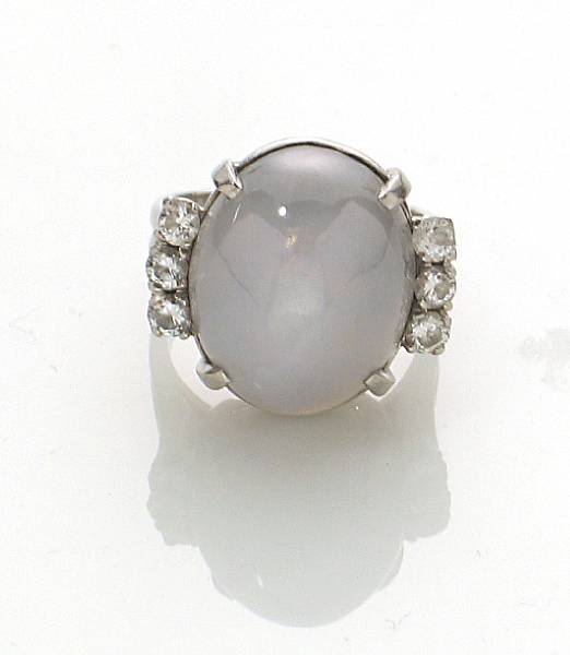 Appraisal: A star sapphire diamond and platinum ring