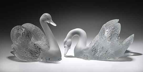 Appraisal: Lalique Swan Figurines France th century a pair or Lalique