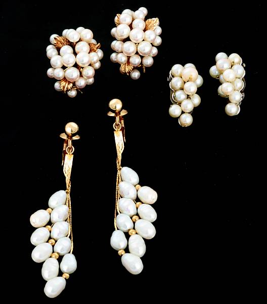 Appraisal: A collection of cultured pearl gold silver and gold plated