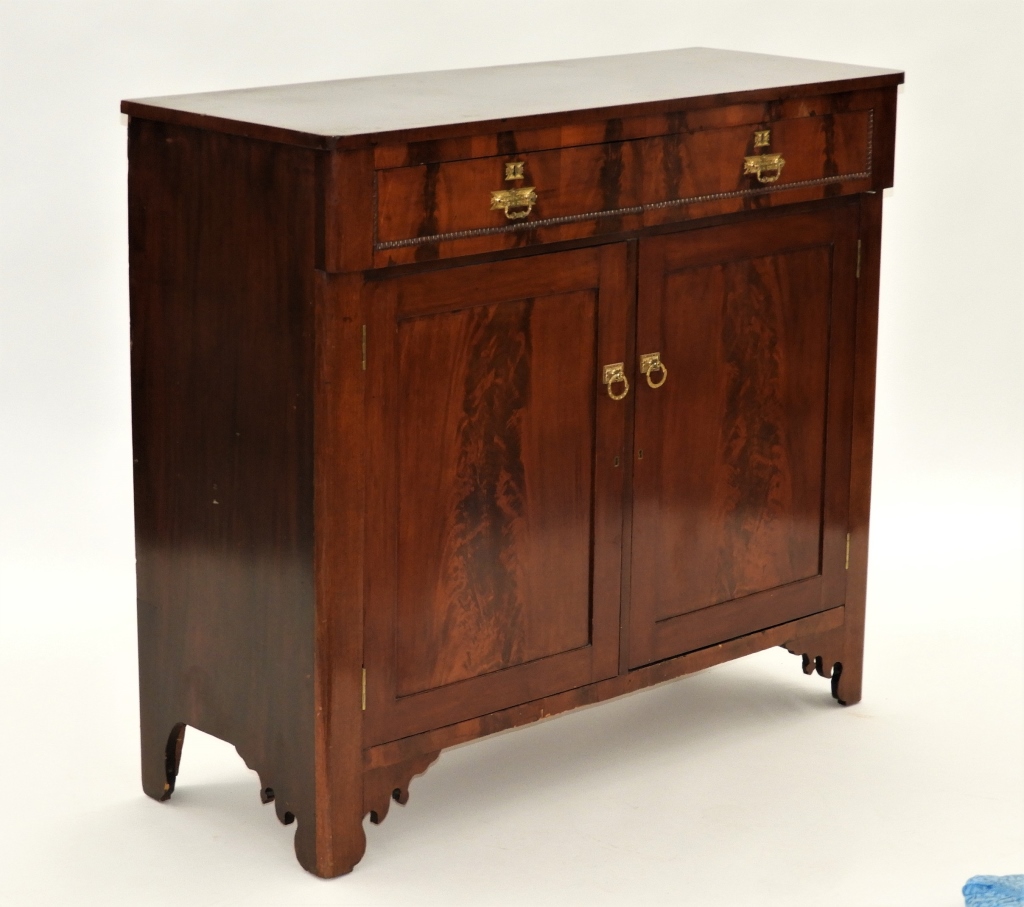 Appraisal: NEW ENGLAND FEDERAL MAHOGANY DRESSER CABINET New England Circa Two