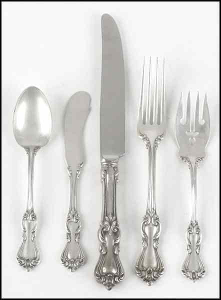 Appraisal: REED BARTON STERLING SILVER PARTIAL FLATWARE SERVICE Comprising seven dinner