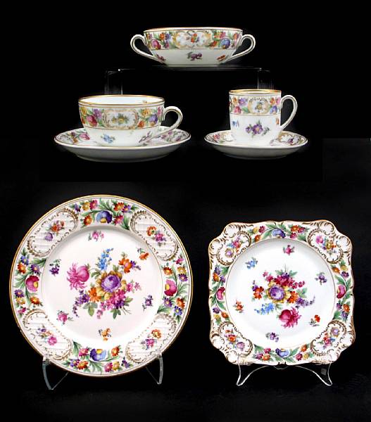 Appraisal: A Dresden porcelain part dinner service comprising twelve dinner plates