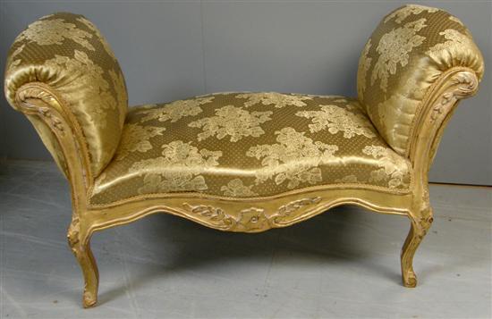 Appraisal: Victorian gilt wood serpentine window seat on carved cabriole legs