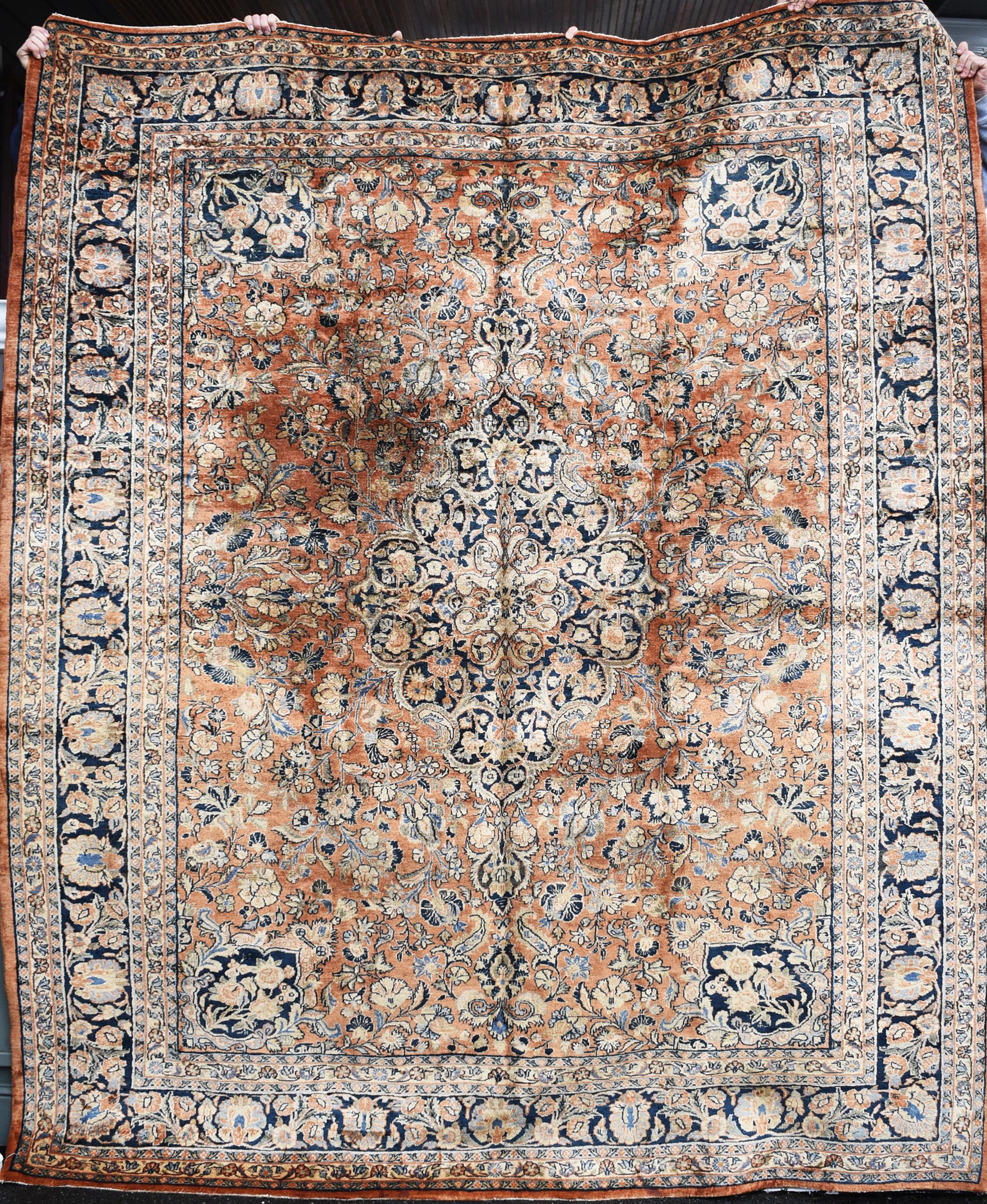 Appraisal: ANTIQUE SAROUK ORIENTAL RUG Ca s room size Sarouk rug