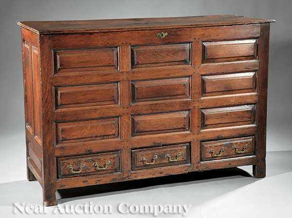 Appraisal: A George III Oak Mule Chest th c hinged top