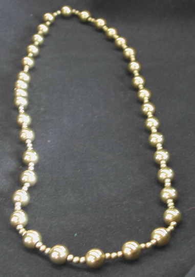 Appraisal: American Victorian Gold-Filled Necklace ca composed of alternating sets of