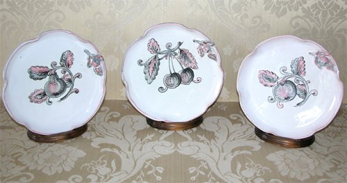 Appraisal: Title Italian Floral decorated Pottery Plates with pinched edges selection