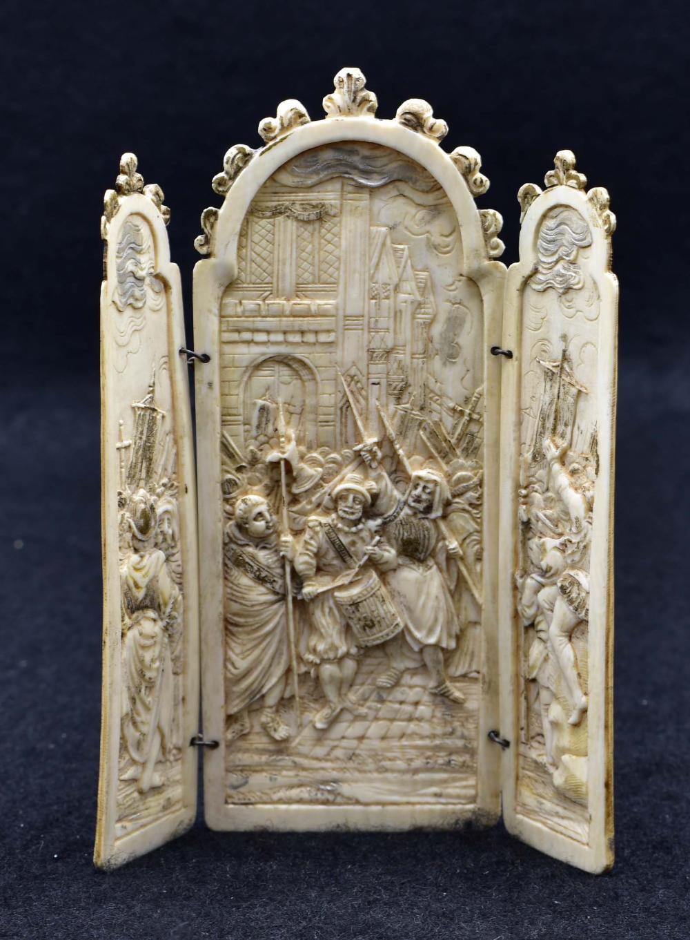 Appraisal: CONTINENTAL STATIONS OF THE CROSS TRIPTYCH th Century Unmarked Each