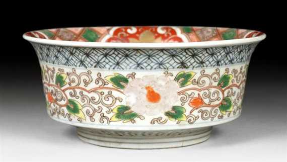 Appraisal: RARE IMARI BOWL WITH DESIGN OF DUCKS IN A POND