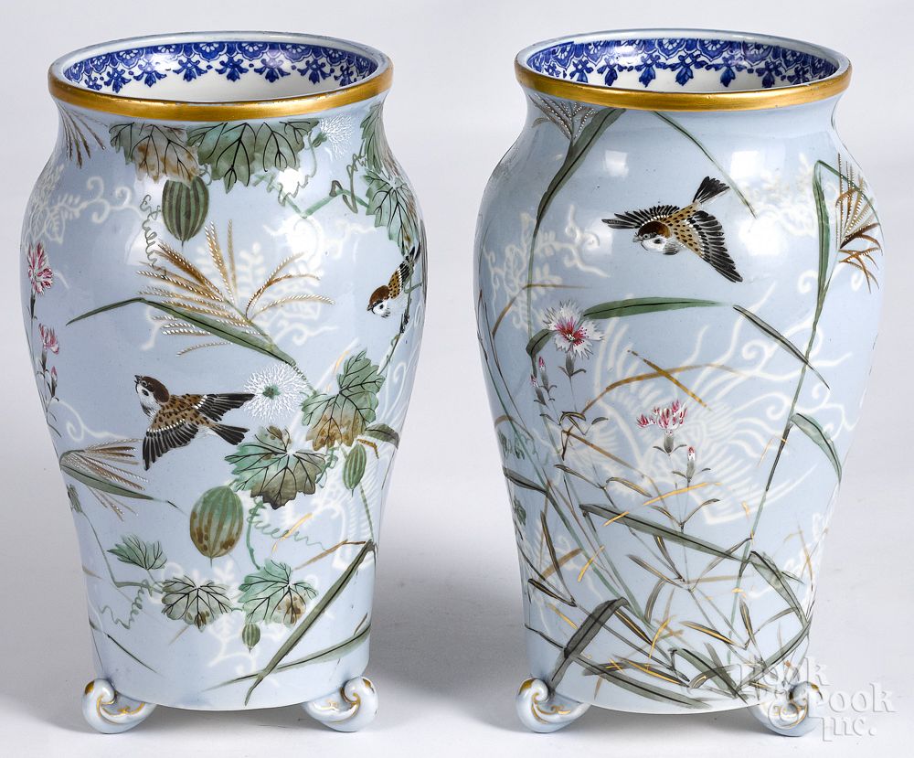 Appraisal: Pair of Japanese porcelain vases ca Pair of Japanese porcelain