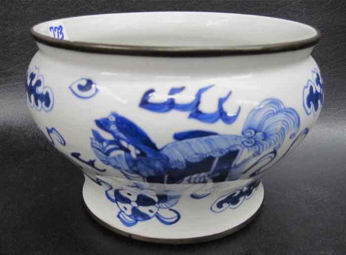 Appraisal: CHINESE BLUE AND WHITE PORCELAIN FOOD POT hand painted under