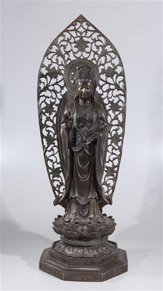 Appraisal: Large Chinese finely crafted and intricate bronze Buddha statue with