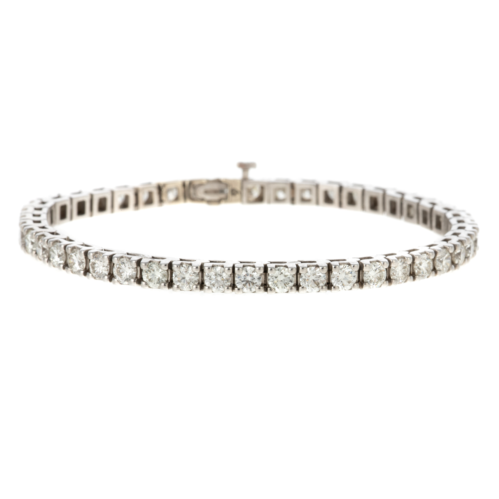 Appraisal: A CTW DIAMOND TENNIS BRACELET IN K K white gold