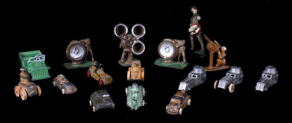 Appraisal: Early Assorted Dime Store War Figurines Available for your bidding