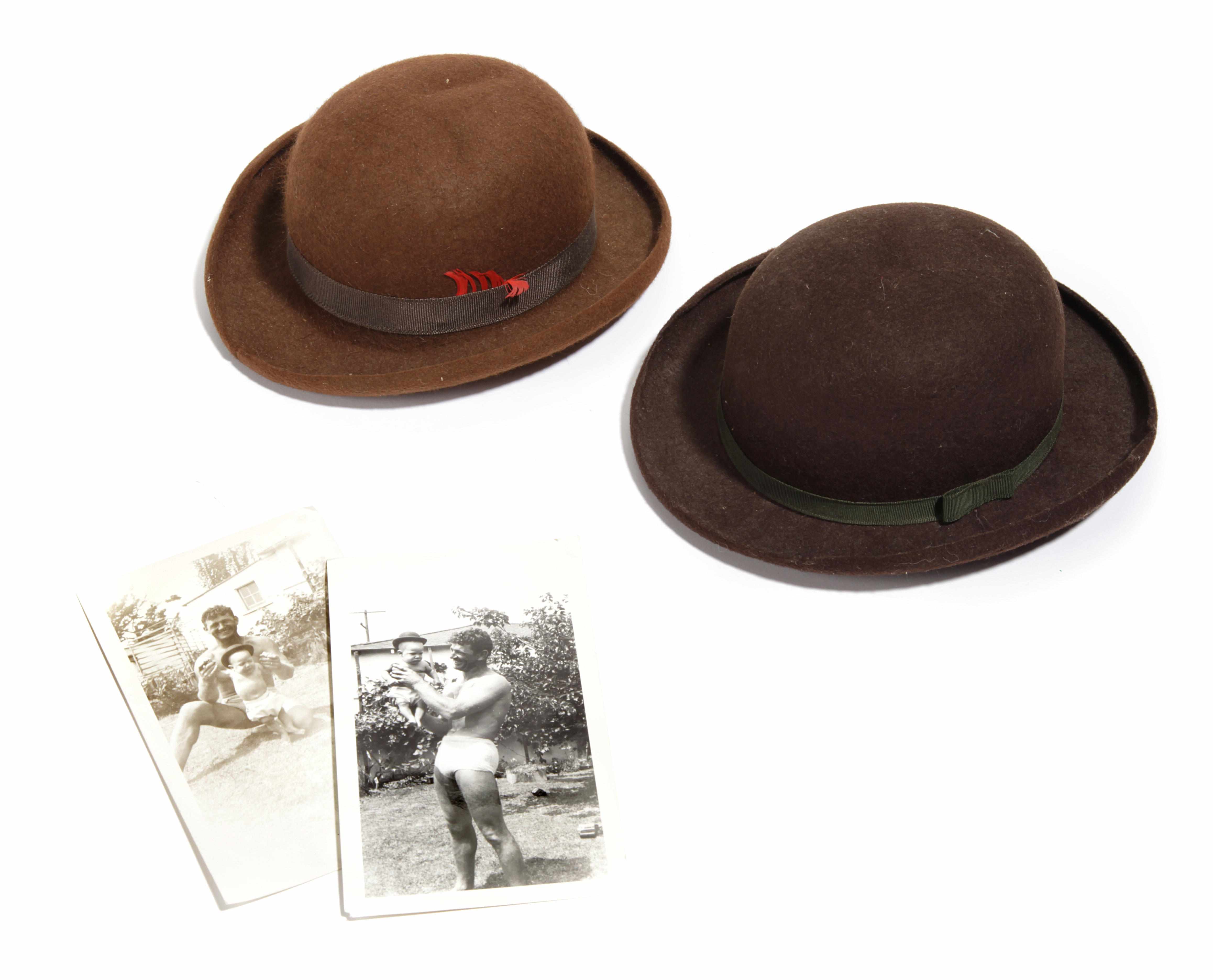 Appraisal: Hollywood Memorabilia s- s early Hollywood Brown Derby souvenir hats