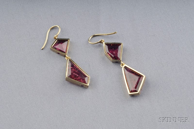 Appraisal: kt Gold and Pink Tourmaline Earpendants of geometric form set