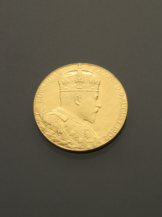 Appraisal: British Coronation of Edward VII Gold Medal Dated Weight dwt