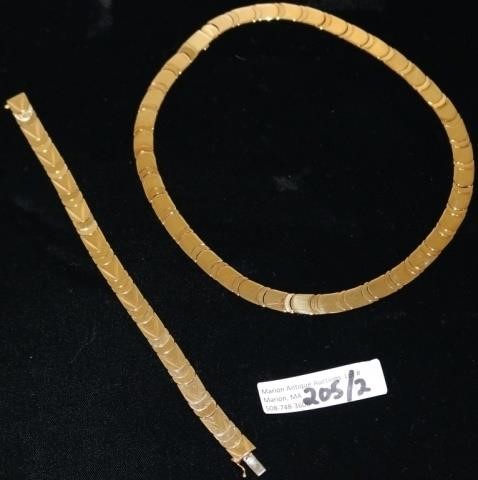 Appraisal: KT GOLD NECKLACE AND MATCHING BRACELET SOLD BYBAILEY BANKS AND