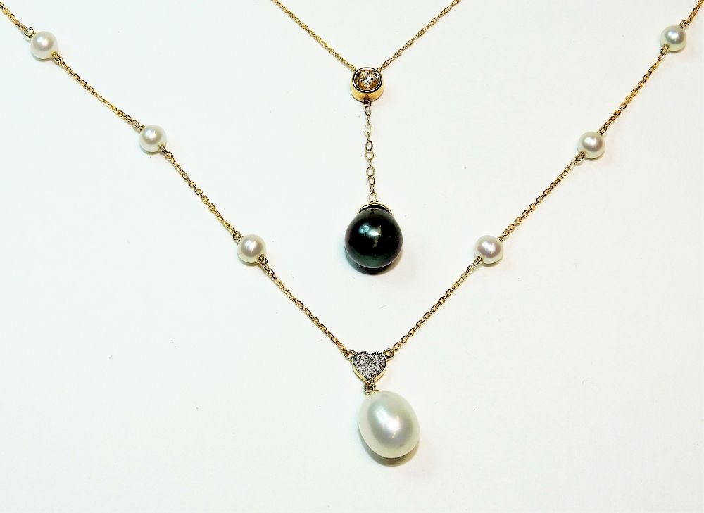 Appraisal: PC K Yellow Gold Silvery White Pearl Necklaces China th