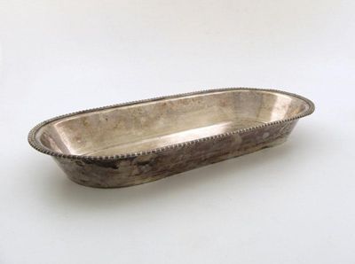 Appraisal: An early th century old Sheffield plated knife tray oblong