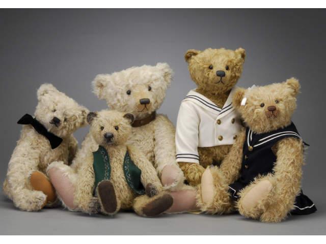 Appraisal: Lot Five Contemporary Artist Bears Includes two bears by Audie